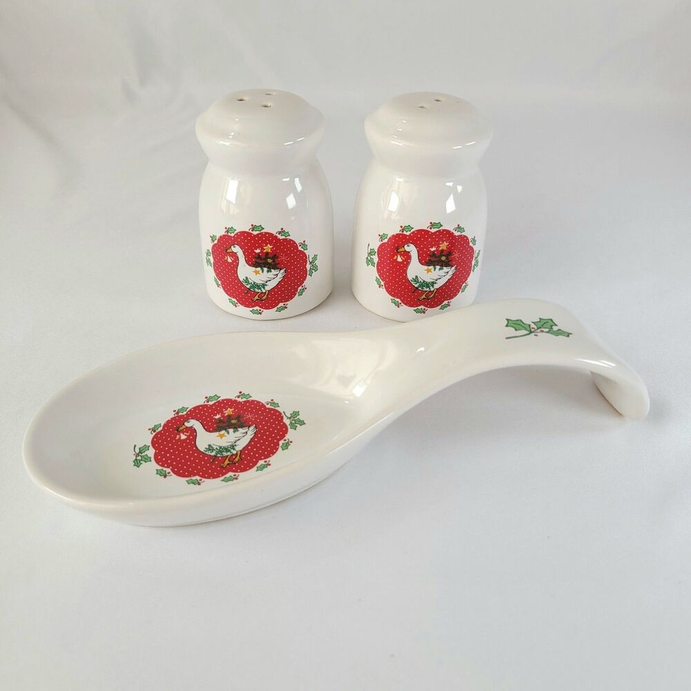 Vintage Geese Salt & Pepper Country Spoon Rest Cottagecore Goose Christmas 90s